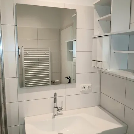 Therese-4 Apartment *